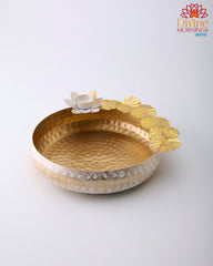 White Finish Metal Urli